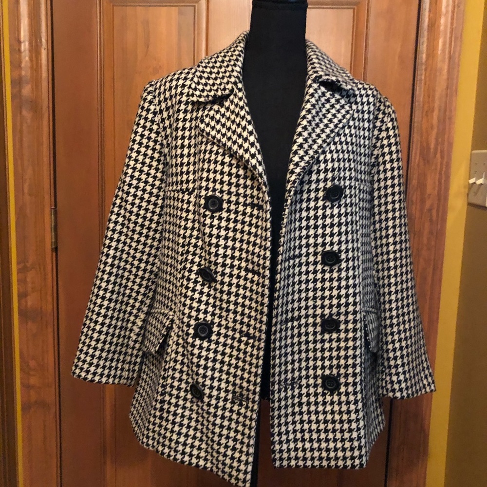 Houndstooth pea coat